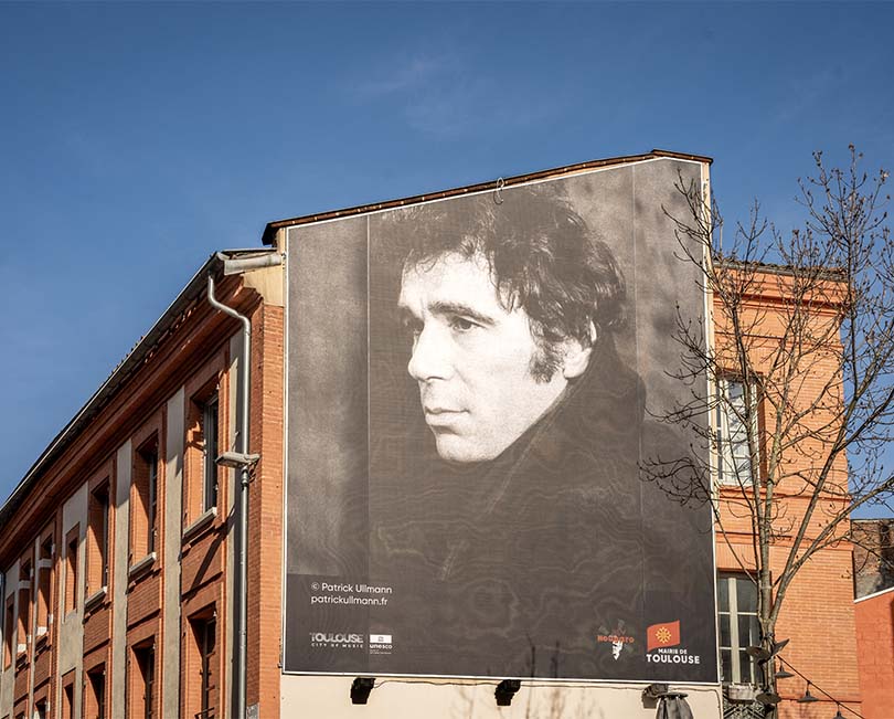 Une affiche de Claude Nougaro dans les rues de Toulouse (cette photo se trouve sur le site Actu)
