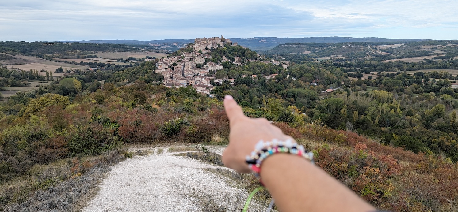 Cordes-sur-Ciel©Viajandoconmami_CRTL-Occitanie